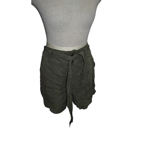Abercrombie & Fitch Olive Green Utility Belted Shorts Women’s Size Large - Picture 2 of 4